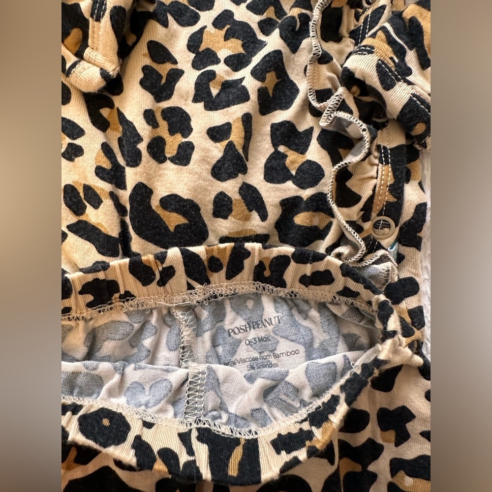 Posh Peanut Lana Leopard Ruffle Set - Picture 7 of 8
